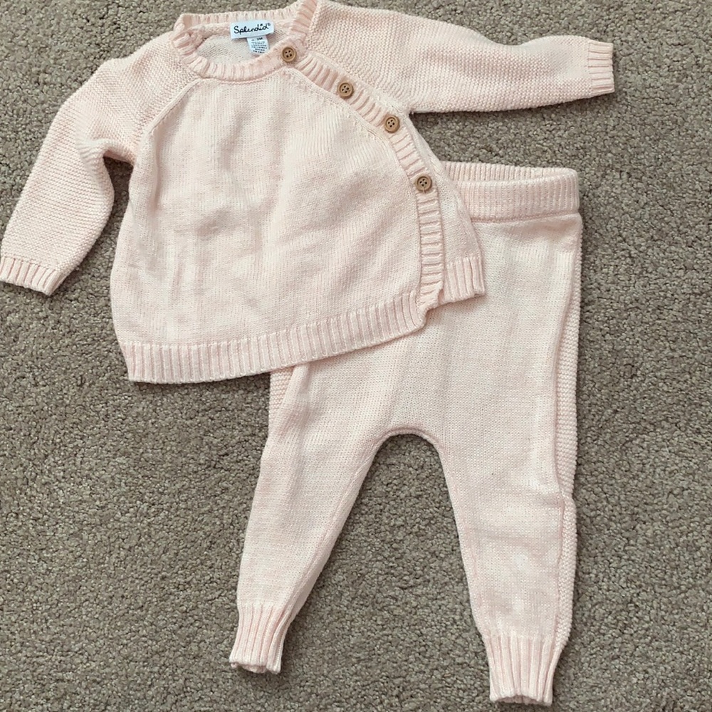Splendid knitted set